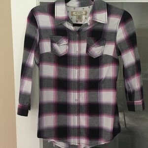 Women’s 3/4 sleeve plaid shirt